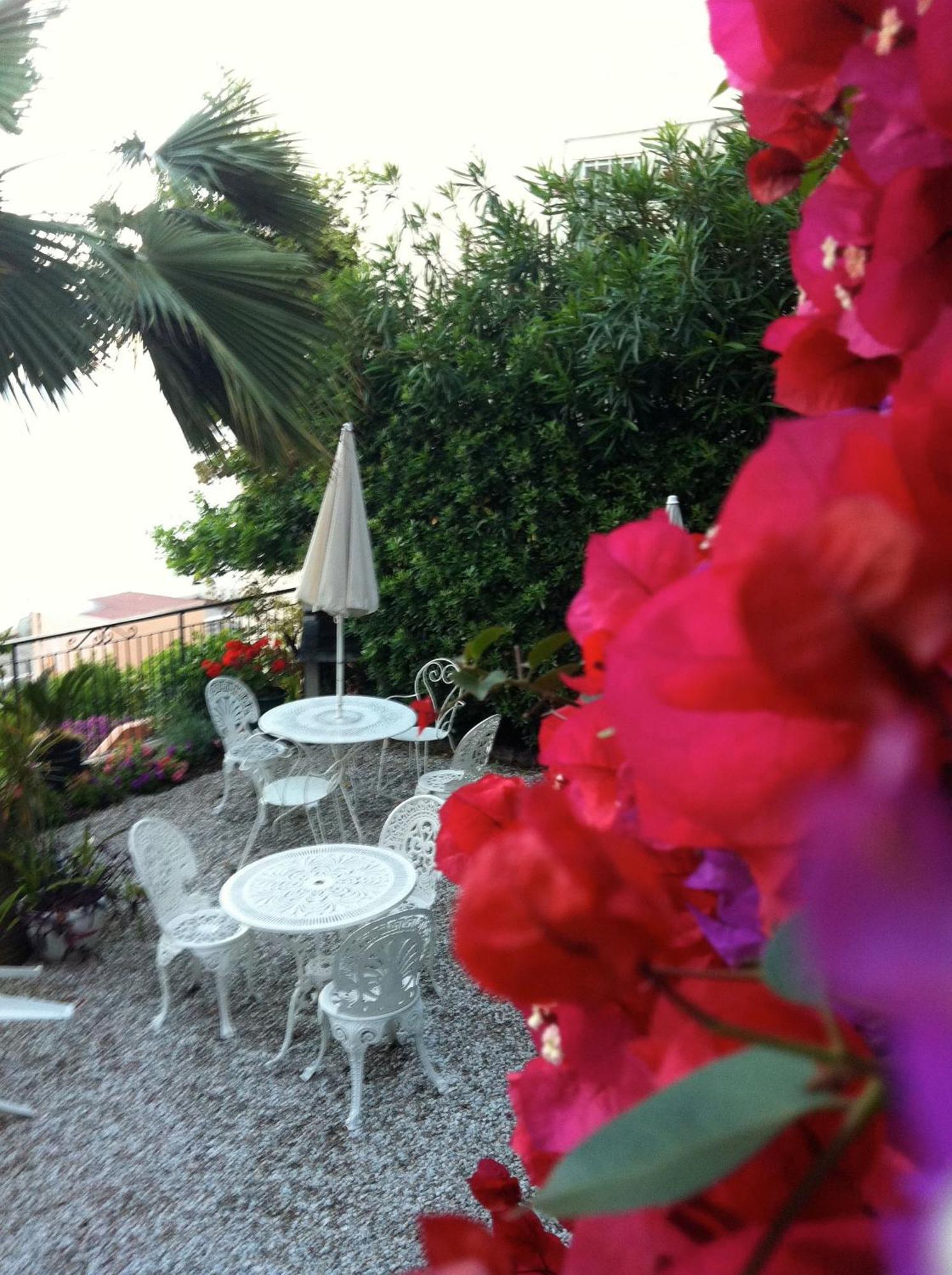 Hotel De Charme Regency Roquebrune-Cap-Martin Exterior photo