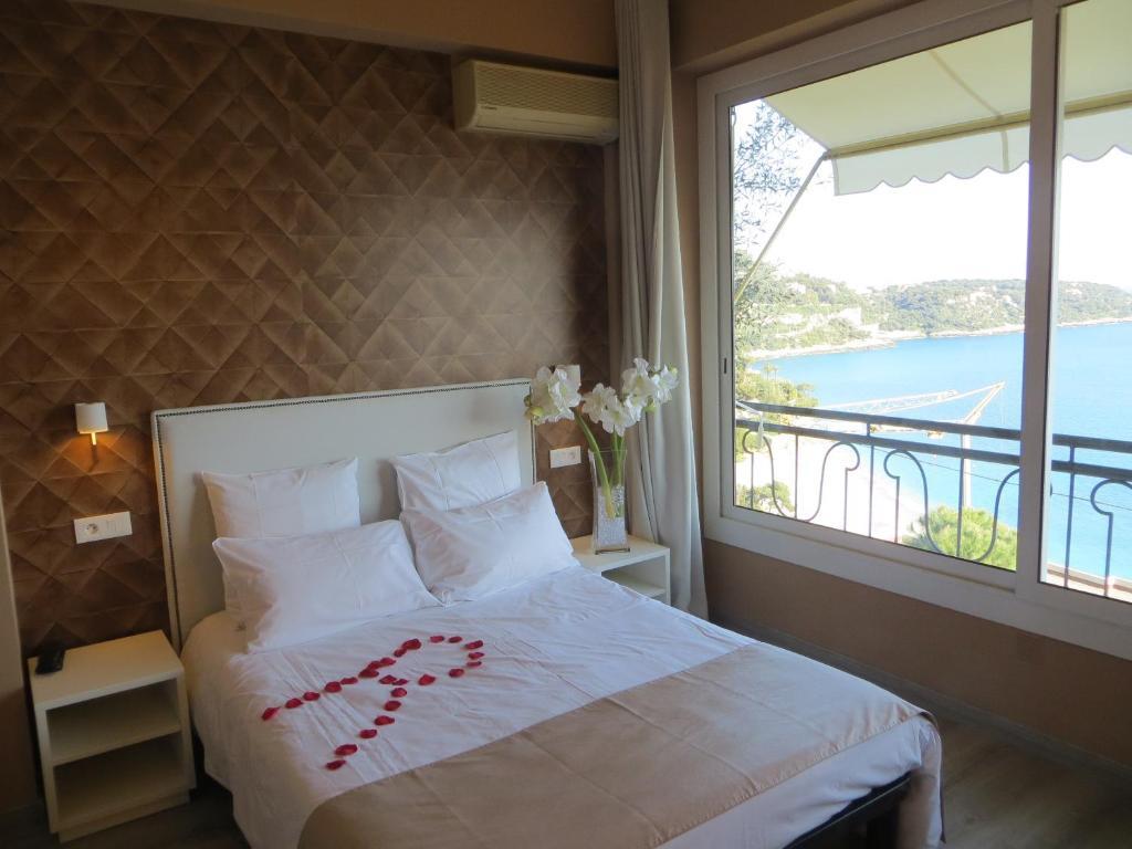 Hotel De Charme Regency Roquebrune-Cap-Martin Exterior photo