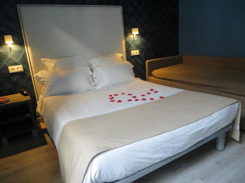 Hotel De Charme Regency Roquebrune-Cap-Martin Room photo