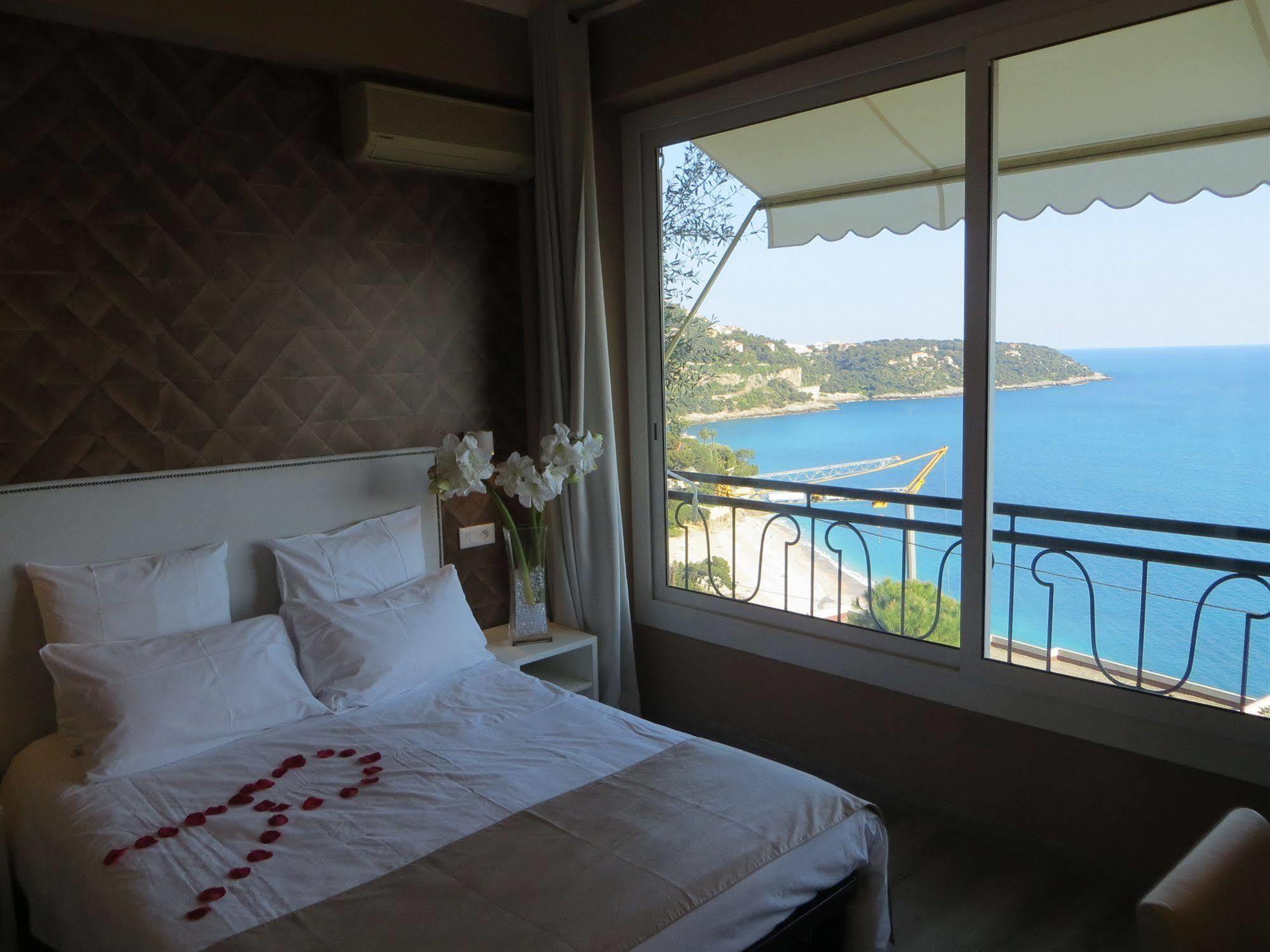Hotel De Charme Regency Roquebrune-Cap-Martin Exterior photo